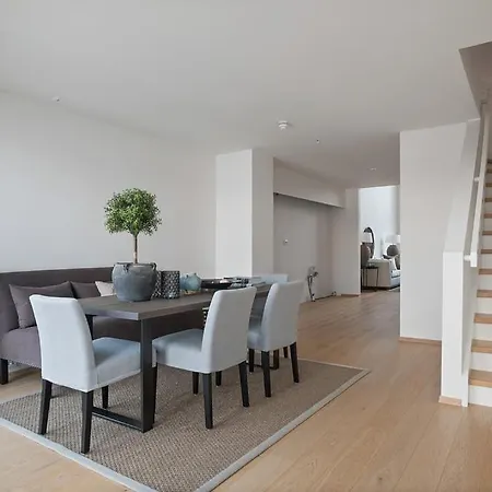 Luxury 3 Bedroom Seaview Apartment, Ons 2024 Apartamento *